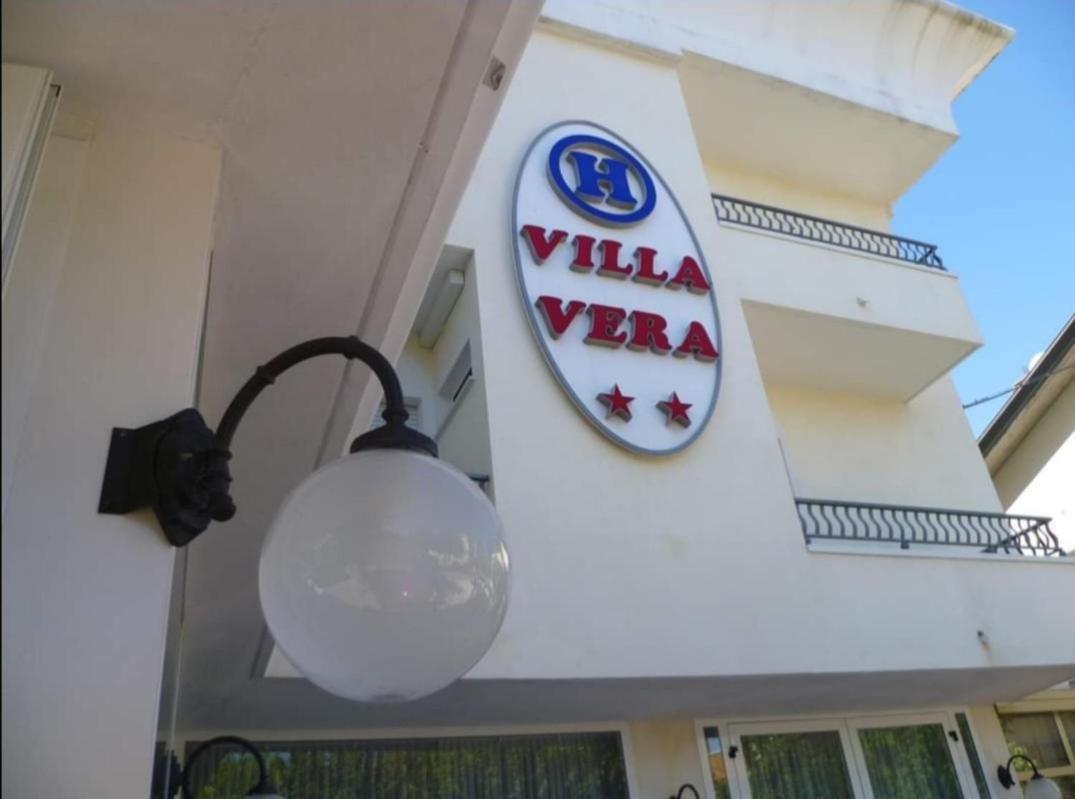 Hotel Villa Vera ริมินี ภายนอก รูปภาพ