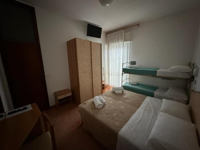 Hotel Villa Vera ริมินี ภายนอก รูปภาพ